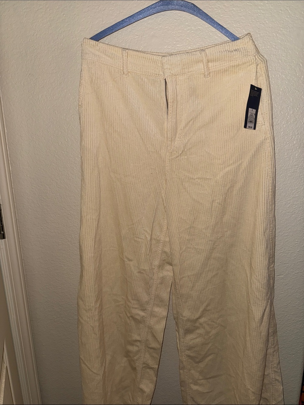Universal Thread Wide-Leg Corduroy Pants in Cream